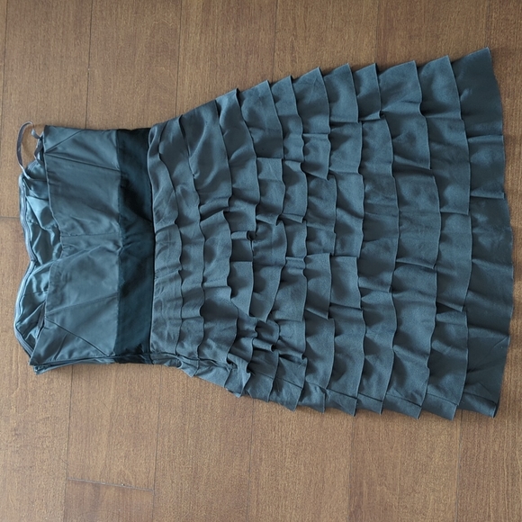 H&M grey semi-formal strapless dress size 10 - Picture 2 of 5